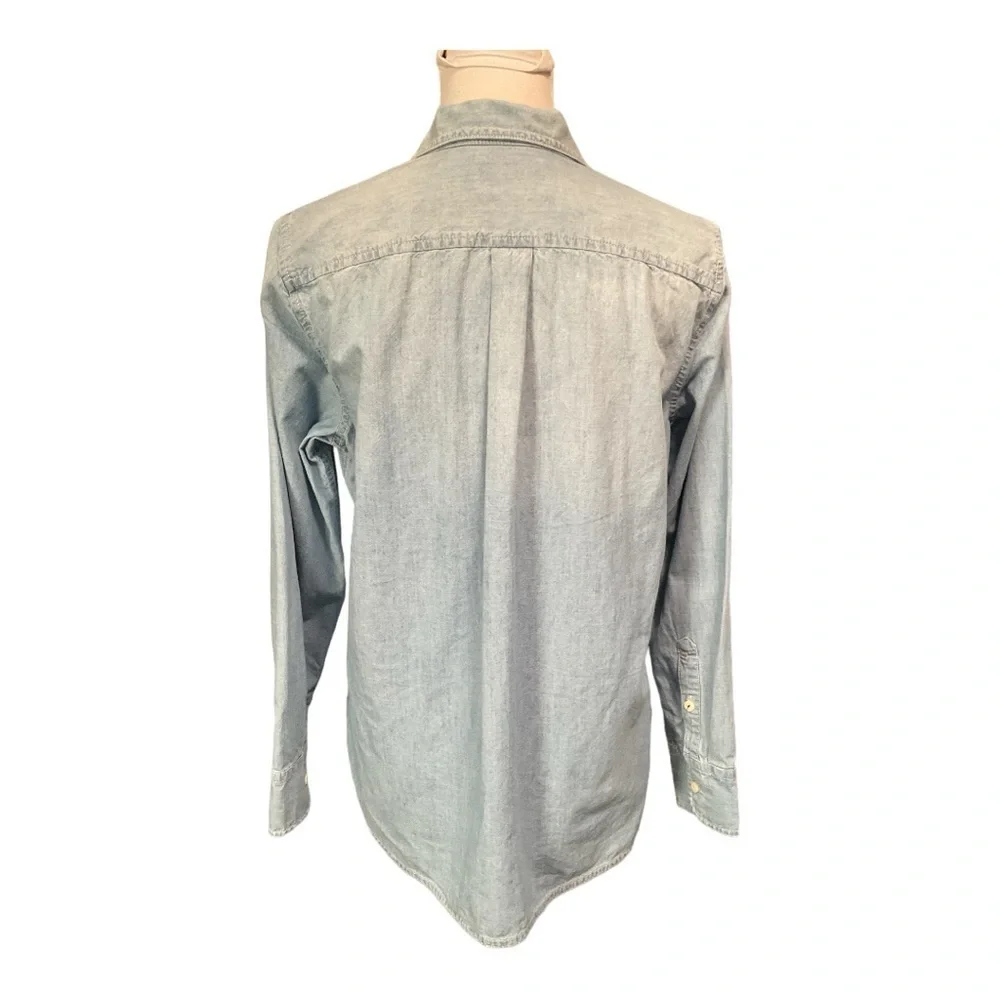 J. Crew Classic Faded Chambray Popover Ladies Size 8